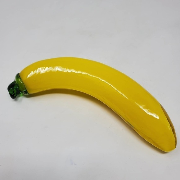 25. Handblown Banana Yellow With Green Stem Glass Kitchen Home Decor - Picture 1 of 5